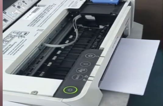 爱普生L1258打印机一通电三个灯常亮故障远程刷主板固件维修